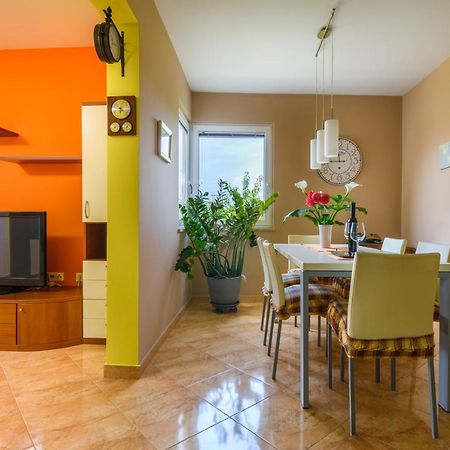 Apartment Sugar Ровінь Екстер'єр фото